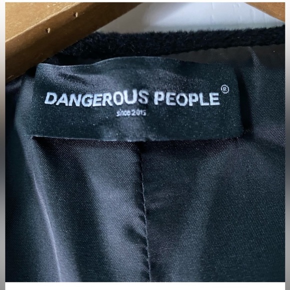 Dangerous People ,RARE branded Mens Trench Coat 🧥 - Picture 7 of 9